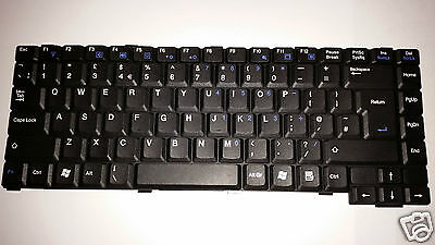 MEDION MIM2080 keyboard K011818Y2 P/N 531068690002 IN VGC.