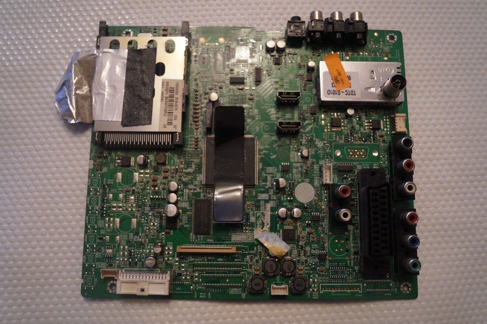 MAIN BOARD 17MB25-3 10065058 FOR 32″ ALBA LCD32HDF LCD TV,SCREEN: LTF320AP02