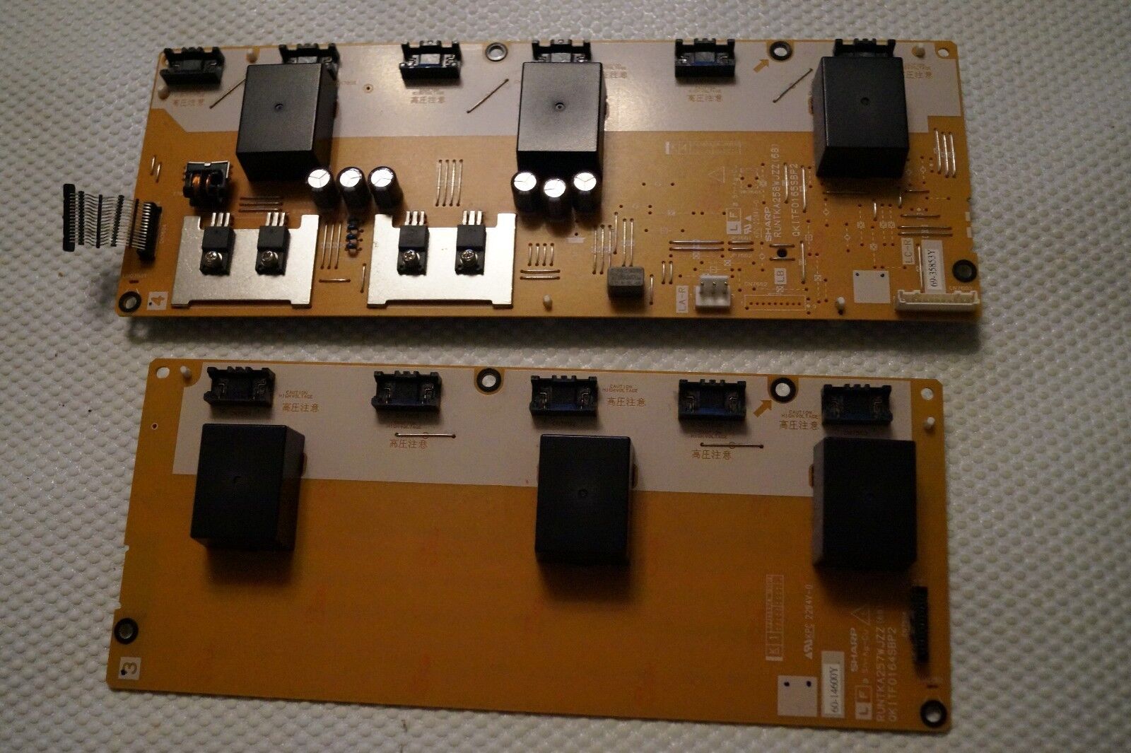 INVERTER BOARDS COMPLETE (4) RUNTKA258WJZZ (68) FOR 46″ SHARP LC-46XD1E LCD TV