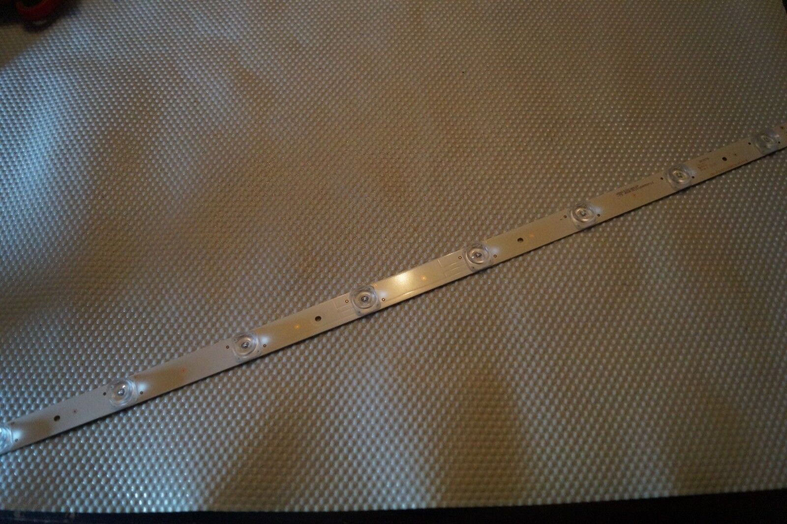 LED STRIP CRH-P3235350108526-REV1.1B FOR 32″ SHARP LC-32CFE6131K TV, LSC320HN07