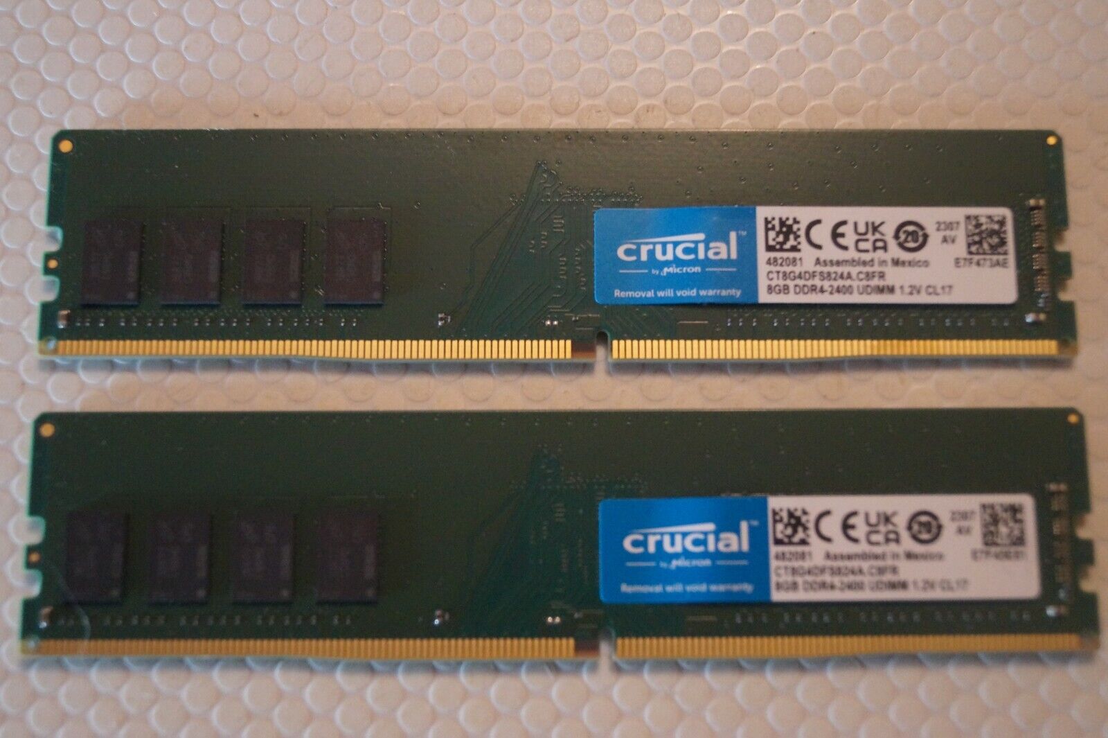 16GB Crucial CT8G4DFD824A.C16FBD1 2x8GB PC4-19200 DDR4-2400 Desktop Tower Memory