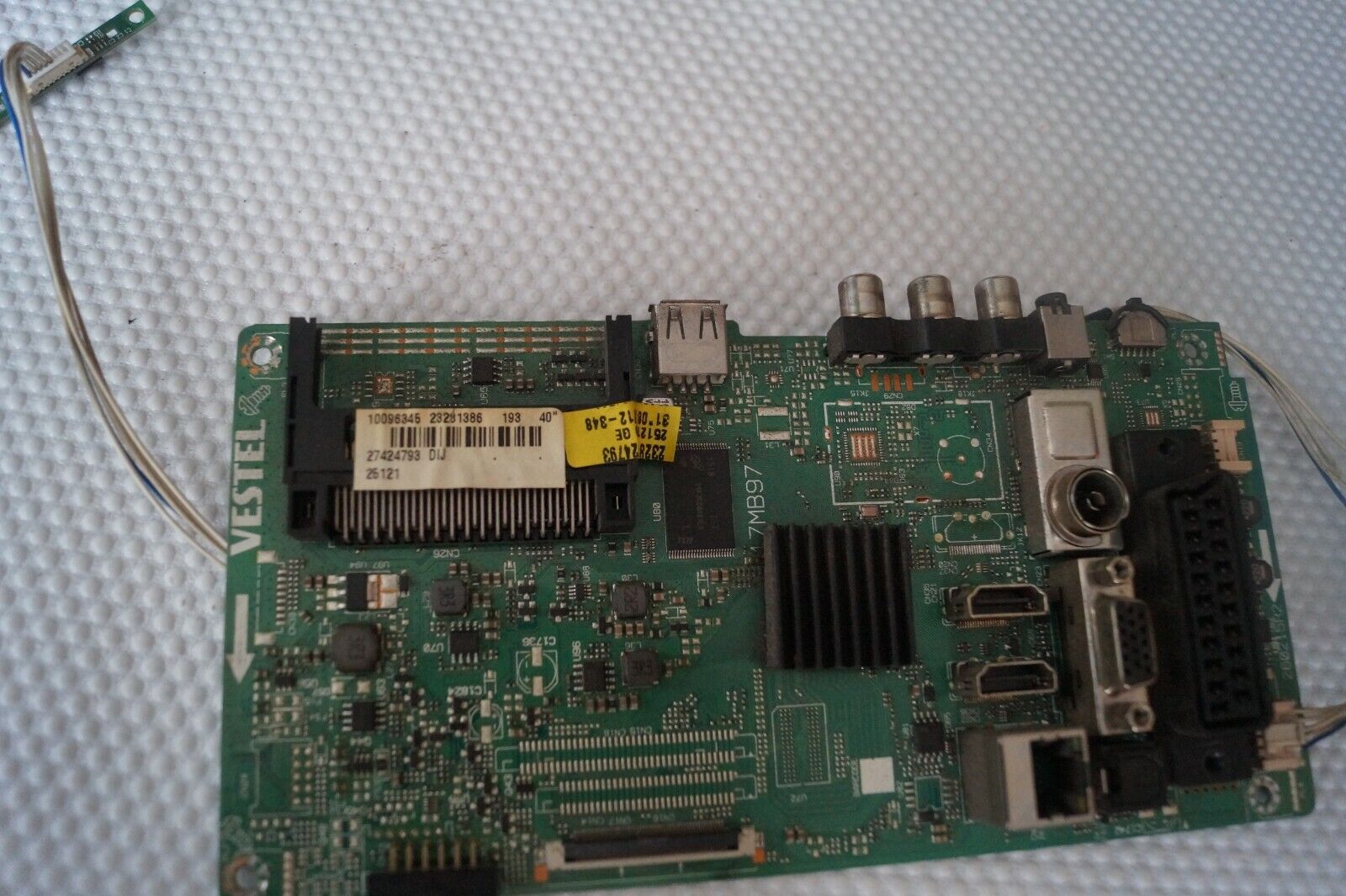 MAIN BOARD 17MB97 23281386 FOR 40″ PANASONIC TX-40C300B TV, VES400UNVS-2D-N02