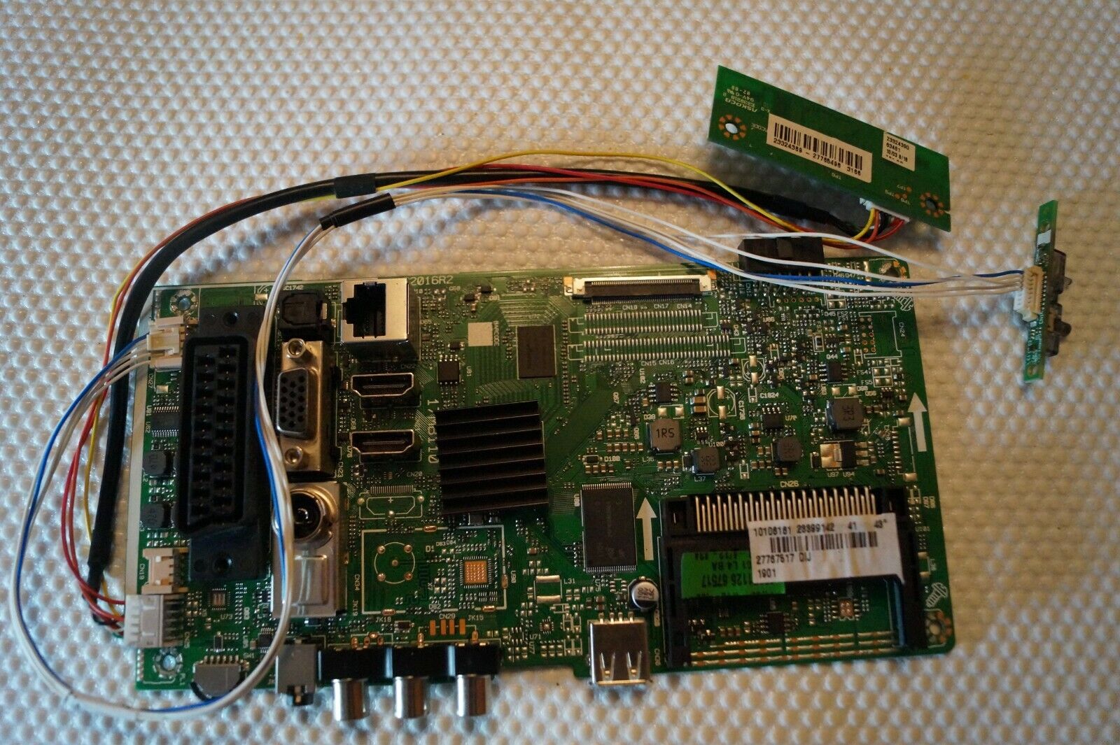 MAIN BOARD 17MB110  23399142 FOR 43″ LUXOR LUX0143002/01 TV, VES430UNDA-2D-N12