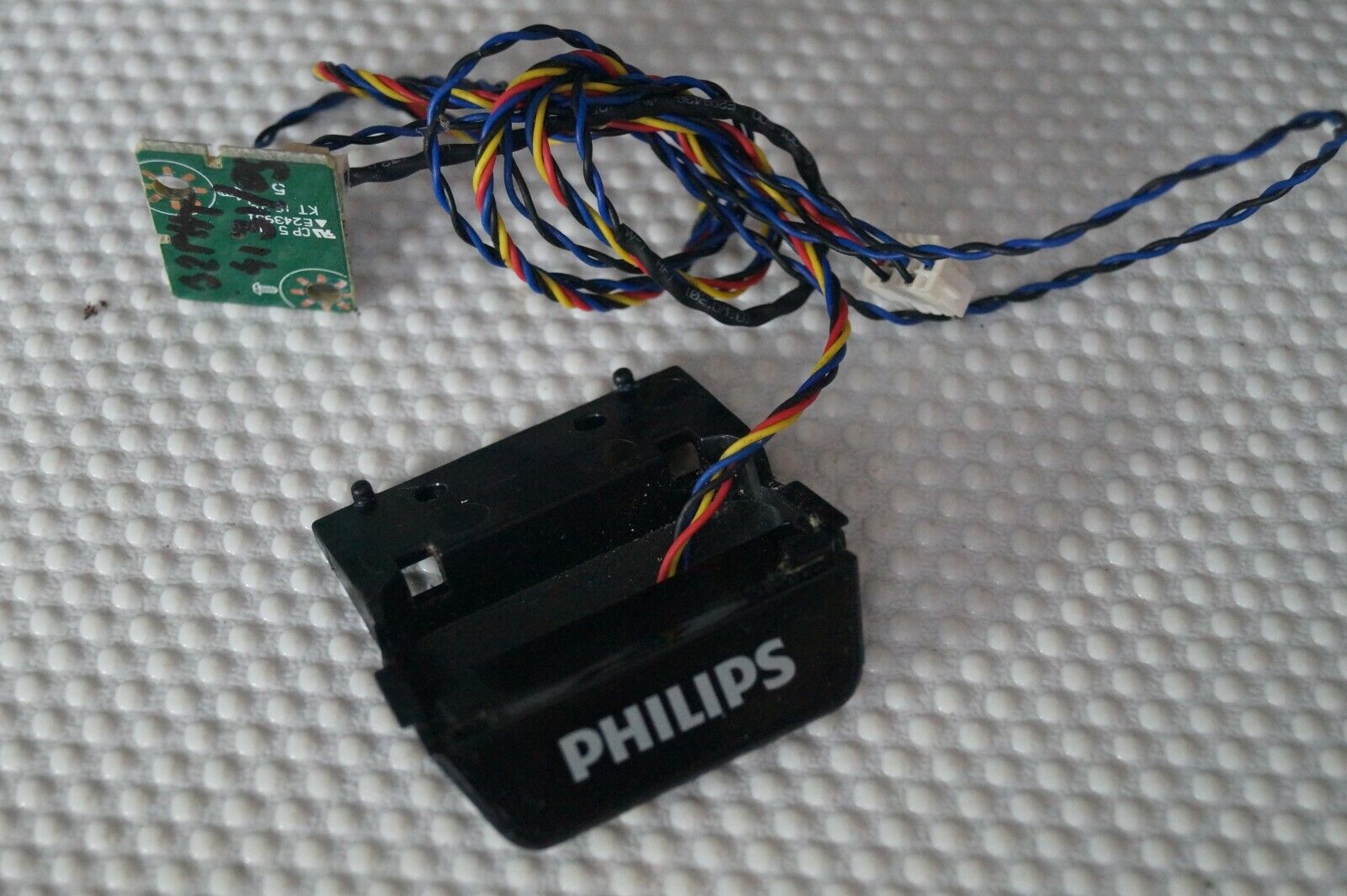 IR SENSOR & CONTROL SWITCH 715G7088-K01-000-004K 32″ PHILIPS 32PHT4131/05 LED TV