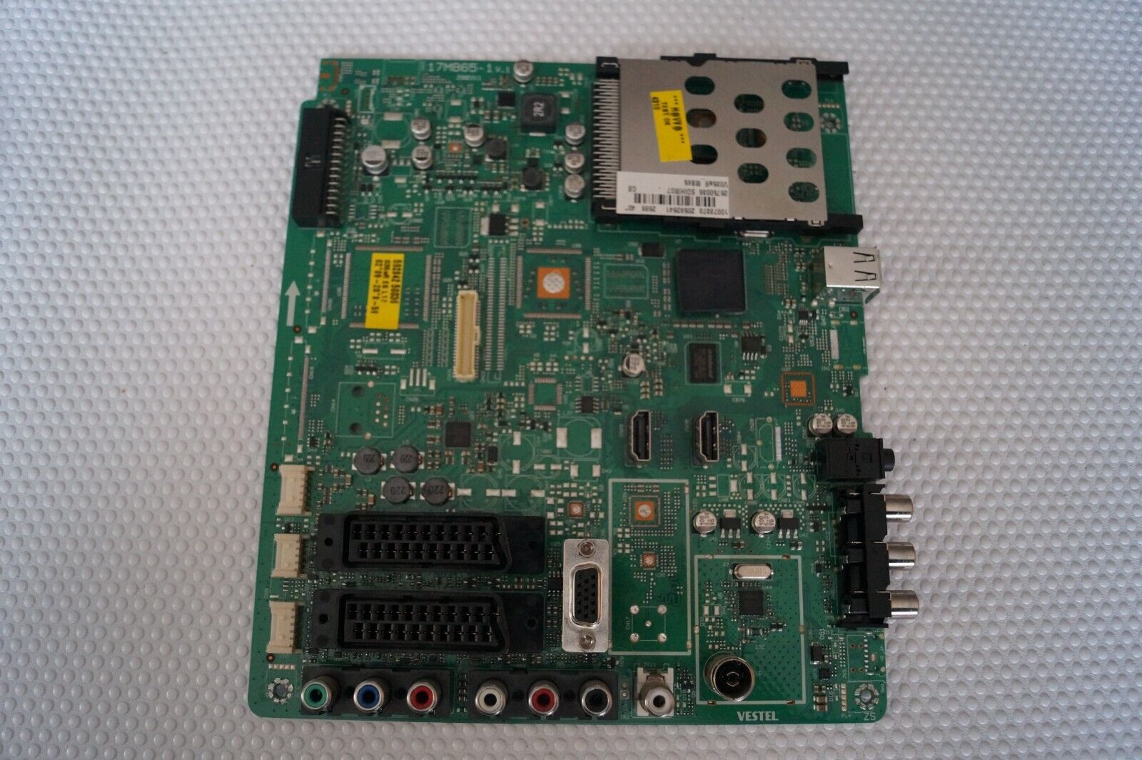 MAIN BOARD 20592841 17MB65-1 FOR 40″ LUXOR LUX-40-914-TVB , LTA400HM07