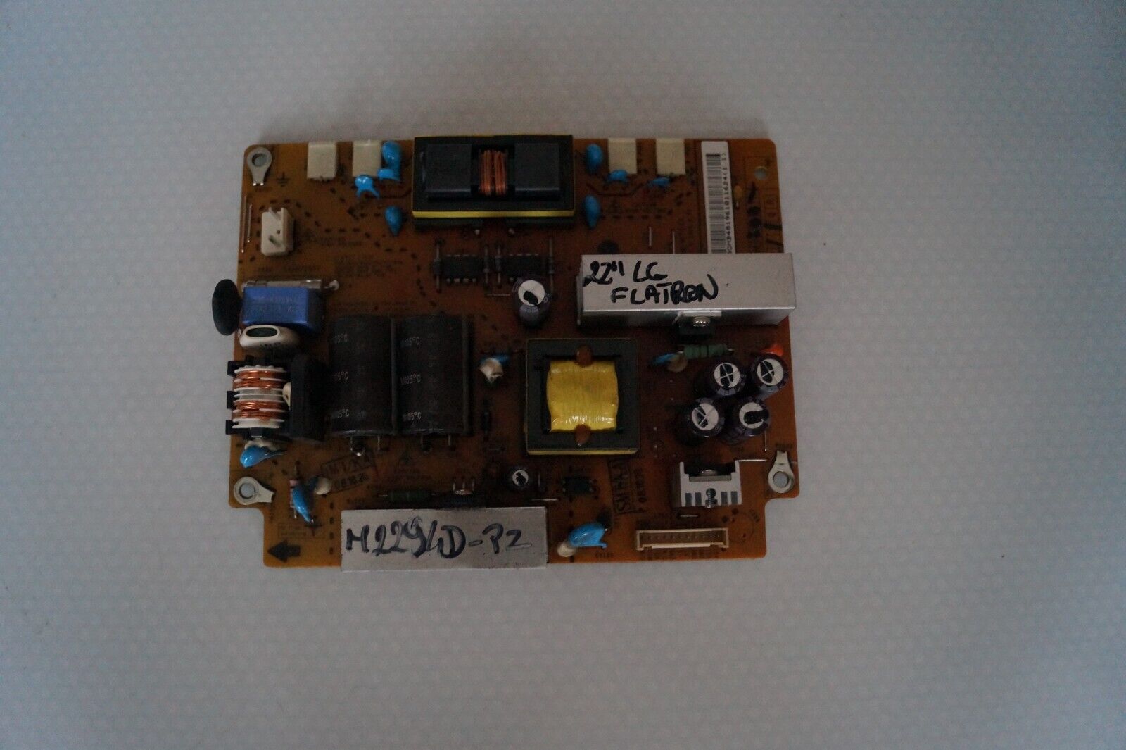 PSU POWER SUPPLY BOARD PLLM-M702A FOR 22″ LG FLATRON M2294D-PZ TV, GENUINE