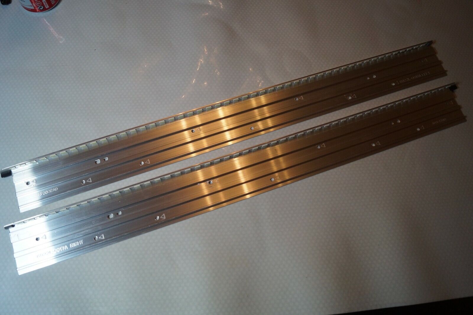 LED EDGE BACKLIGHT STRIPS LEFT & RIGHT FOR 47″ LG 47LS5600 TV, LC470EUE SE R1