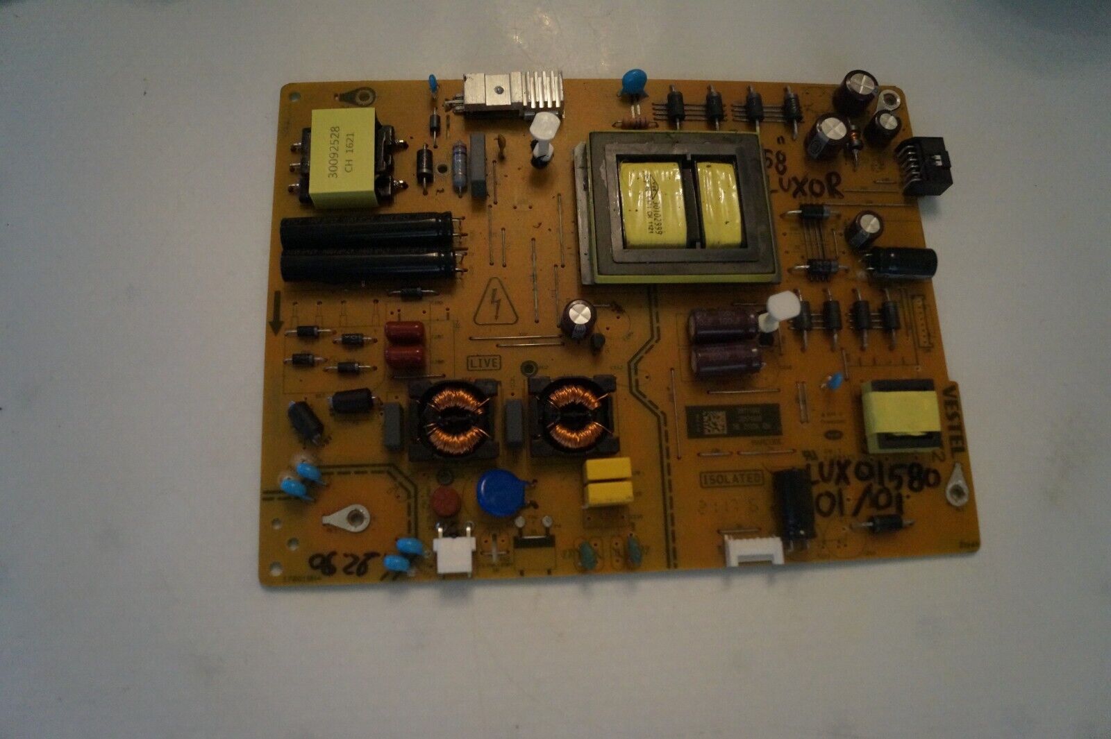 PSU POWER SUPPLY BOARD 23574238 17IPS72 FOR 58″ LUXOR LUX0158001/01 LED TV