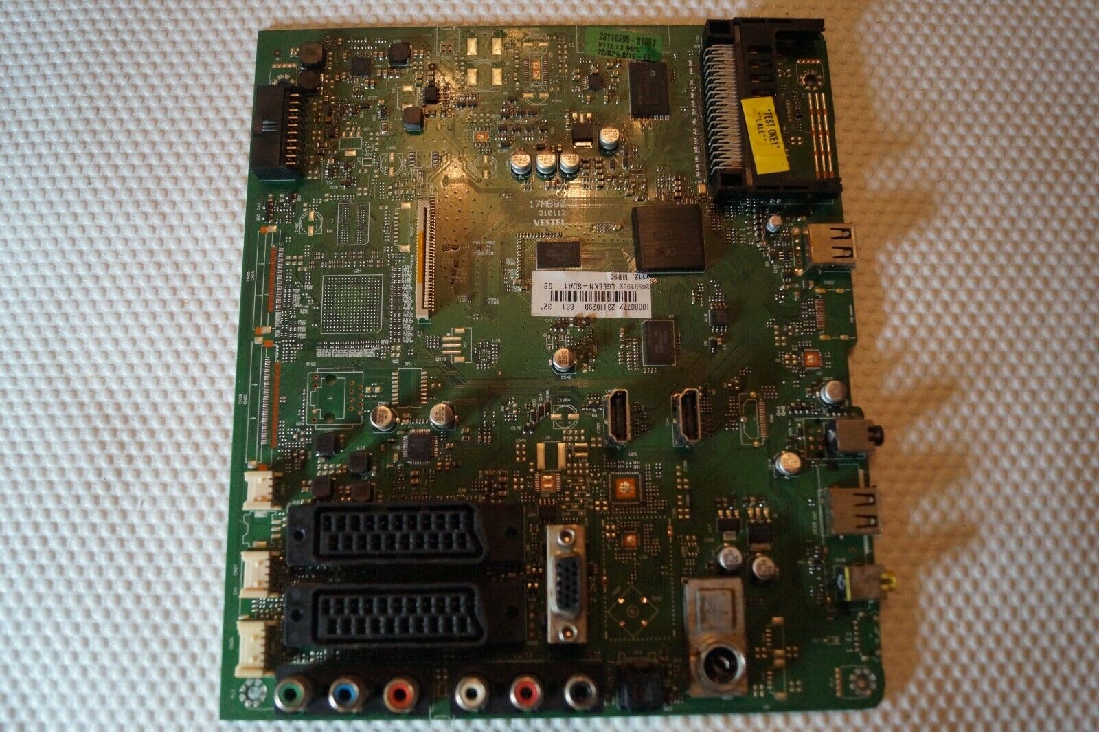 MAIN BOARD 17MB90-2 23110290 FOR 32″ POLAROID P32LED12 LED TV, LC320EXN SD A1