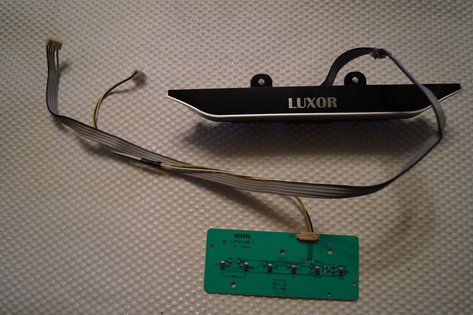 IR SENSOR & SIDE BUTTONS BOARD 23078193-27305481 FOR 42″ LUX0142001/02 LED 3D TV