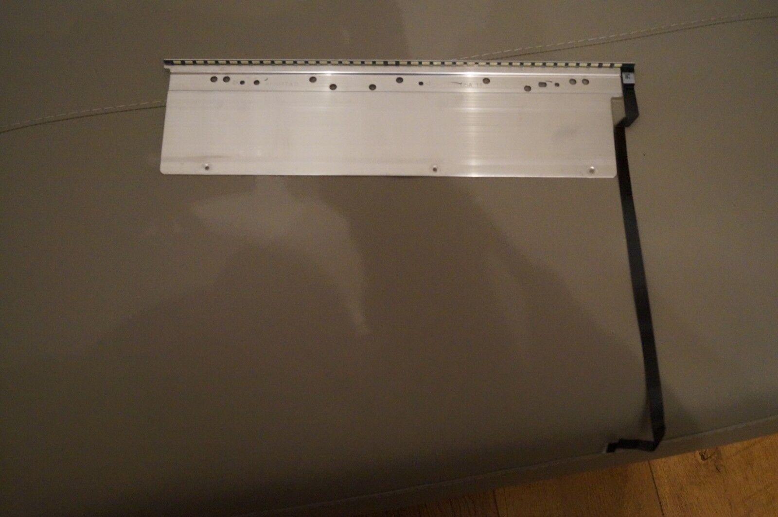 LED EDGE BACKLIGHT STRIP 6692L-0085A FOR LC320EUN (SF)(M1) 32/224I 32E21B-FHD/DV