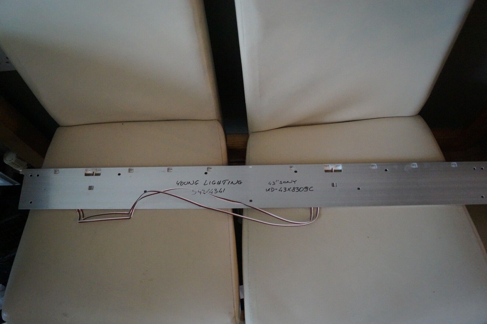 LED EDGE STRIP FOR 43″ SONY KD-43X8309C KD-43X8305C TV, SCREEN: SYV4341