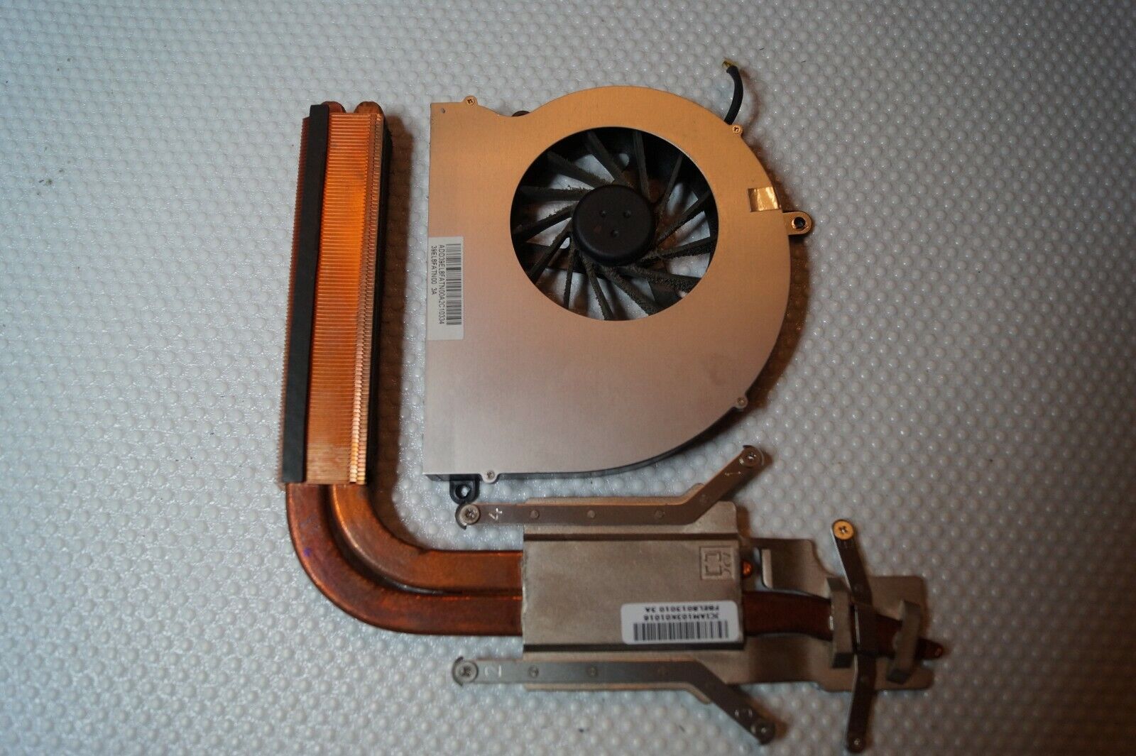 COOLING FAN 39EL8FATN00 & HEATSINK FBEL8013010 FOR 23″ ACER Z5600 AiO PC GENUINE