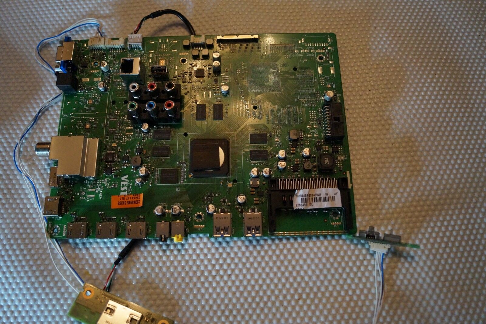 MAIN BOARD 17MB100 23348946 FOR 48″ HITACHI 48HK6T64U TV, VES480QNDS-2D-N11