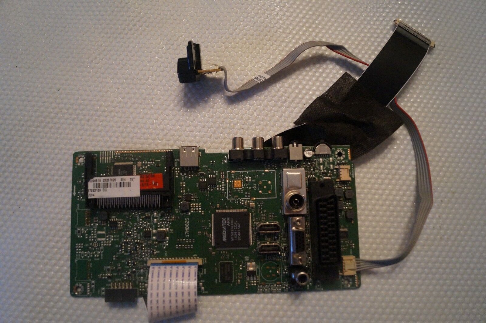 MAIN BOARD 17MB82S 23257825 FOR 32″ HITACHI 32HYC01U LED TV, VES315WNDS-2D-N03