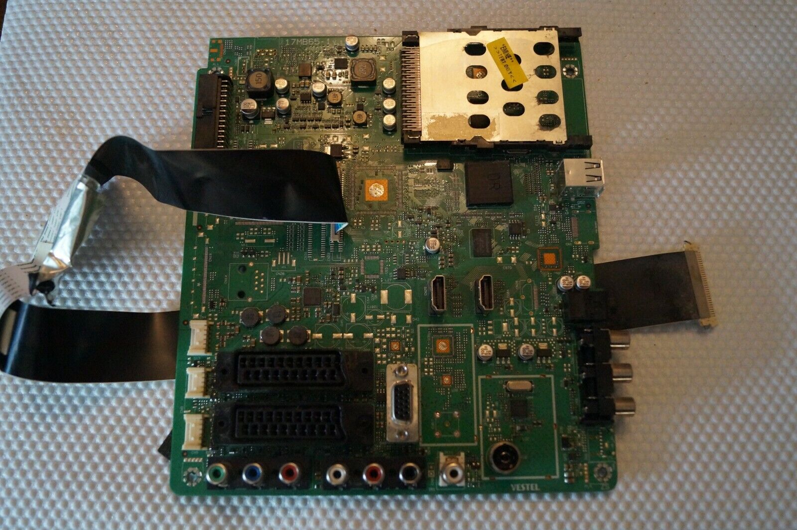 MAIN BOARD 17MB65-1 V.2 20595076 FOR 32″ LUXOR LUX-32-914-IDTV LCD TV LTA320AP06