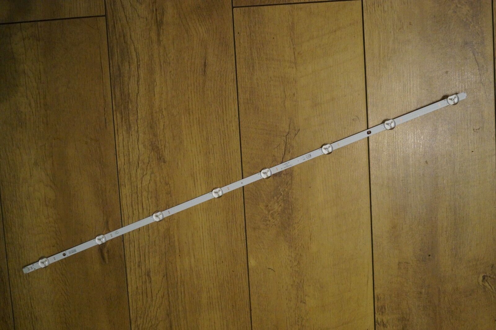 LED STRIP 17DLB39VER1-B BACKLIGHT FOR JVC LT-39C790 NORDMENDE AR39DLEDSM 39″ TV