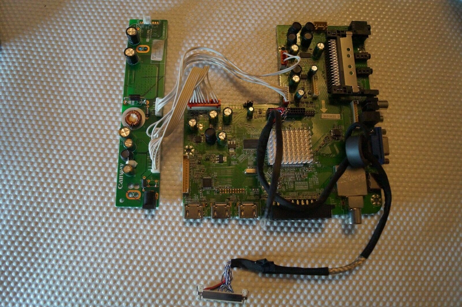 MAIN BOARD CV9202H-D COMPLETE FOR 32″ GOODMANS GVLEDHD32DVD TV, V320BJ2-P01