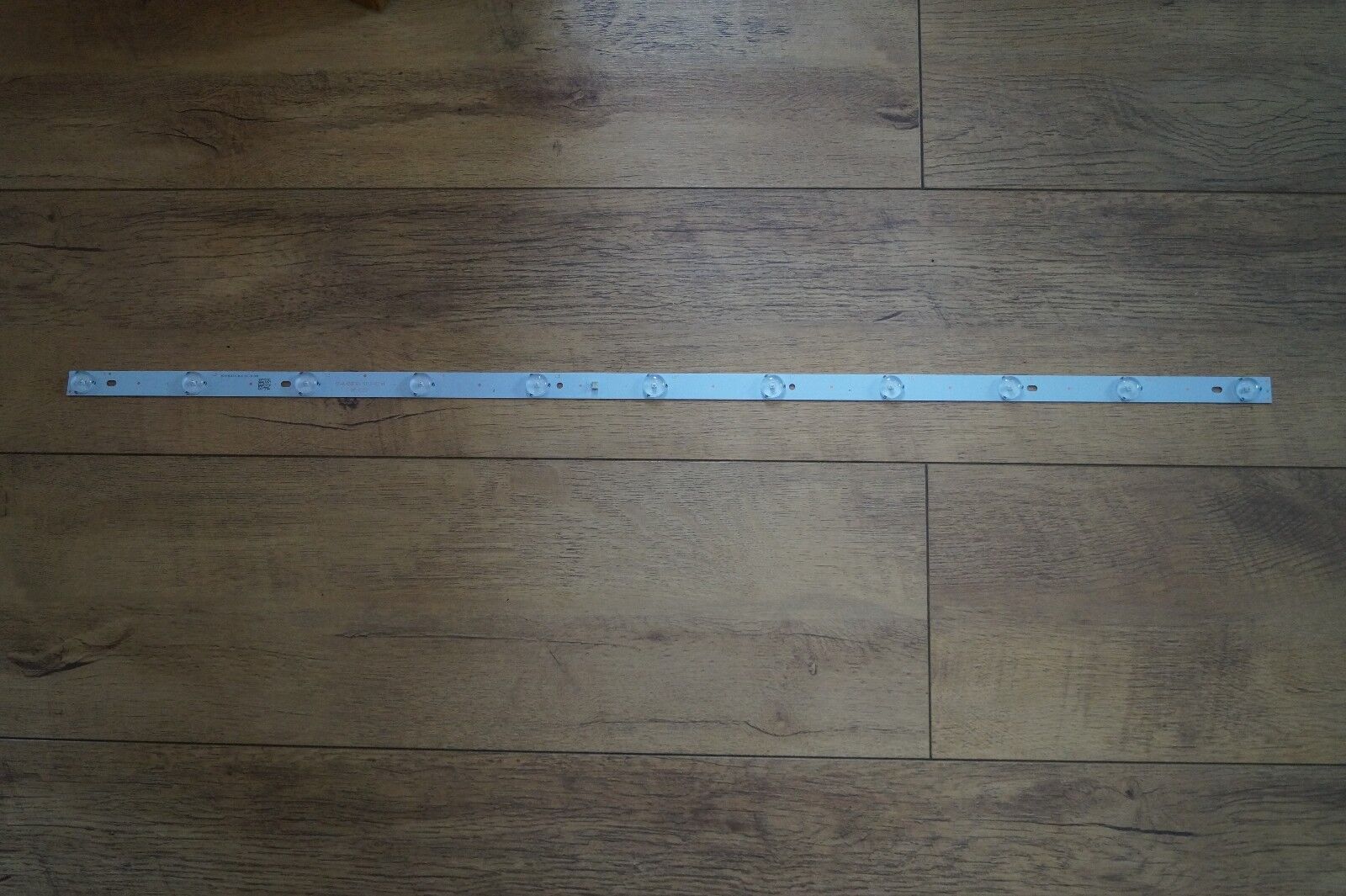 LED BACKLIGHT STRIP RF-AJ430E32-1101S-02 A1 43/137z LC-43CFG6001K, LC430DUY-SHA1