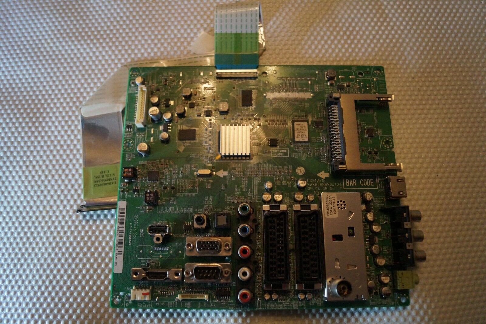 MAIN BOARD EAX60686904(2) EBU60713501 FOR 32″ LG 32LH2000 LCD TV, LK315T3LA57