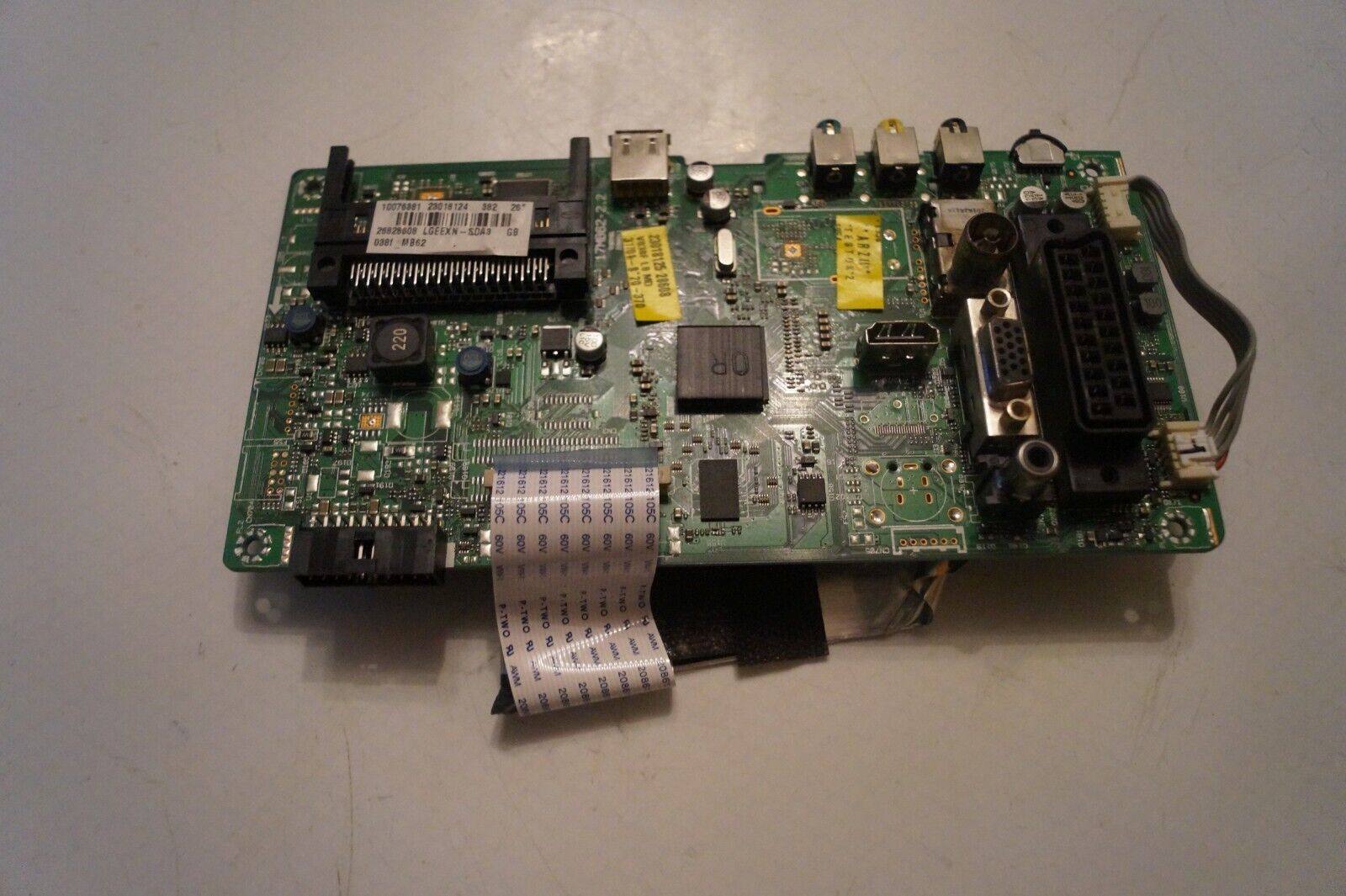 MAIN BOARD 17MB62-2.2 23018124 FOR 26″ TOSHIBA LED26982HDT , LC260EXN