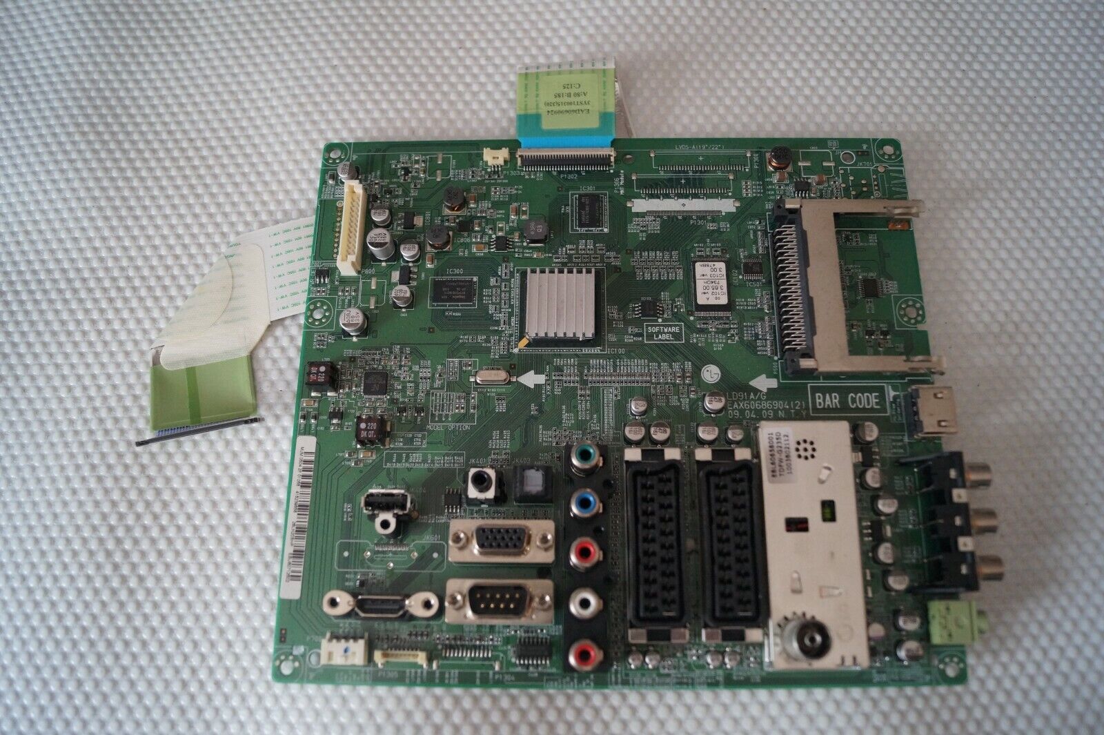 MAIN BOARD EAX60686904(2) EBU60712502 FOR 26″ LG 26LH201C LCD TV, LK260T3LA17