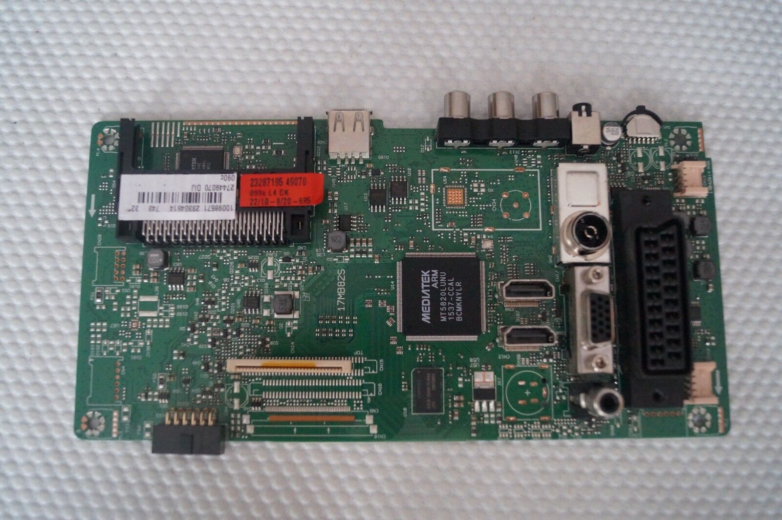 MAIN BOARD 17MB82S 10098571 FOR 32″ CELCUS DLED32167HD LED TV, VES315WNDL-2D-N02