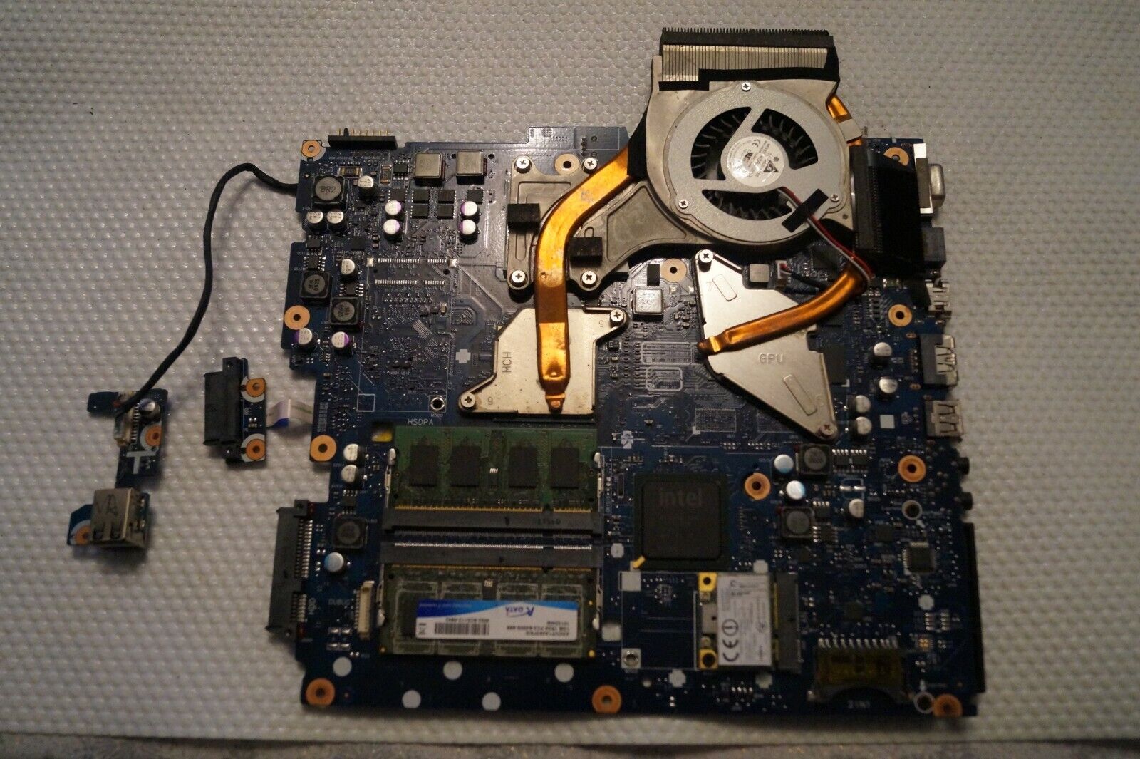 MOTHERBOARD BA92-05738A BN41-01061A FOR 16″ SAMSUNG R620 LAPTOP + EXTRAS