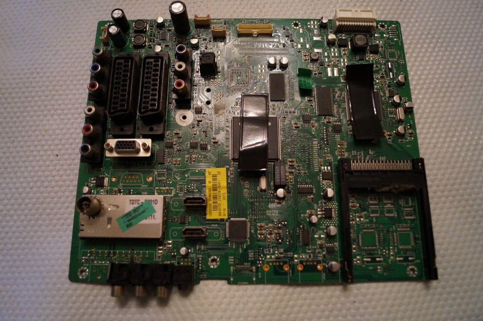 MAIN BOARD 17MB35-4 20469760 FOR 42″ HITACHI L42VC04U I LCD TV , LC420WUN SB A1