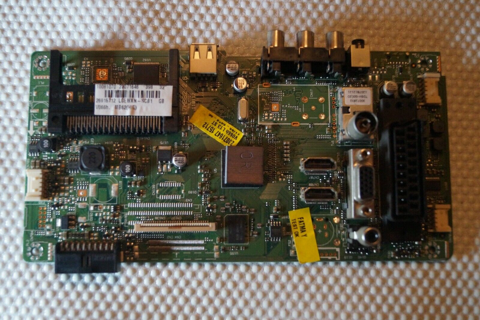 MAIN BOARD 17MB62-2.6 23071646 FOR 32″ HITACHI L32HK04U L LCD TV, LC320WXN SC B1