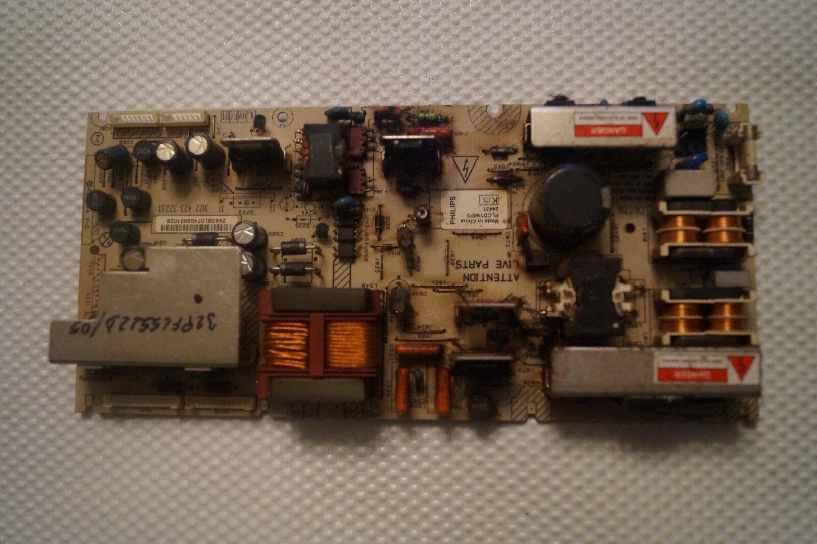 PSU POWER SUPPLY BOARD 3122 423 32233 PLCD190P3 FOR 32″ PHILIPS 32PFL5522D/05 TV