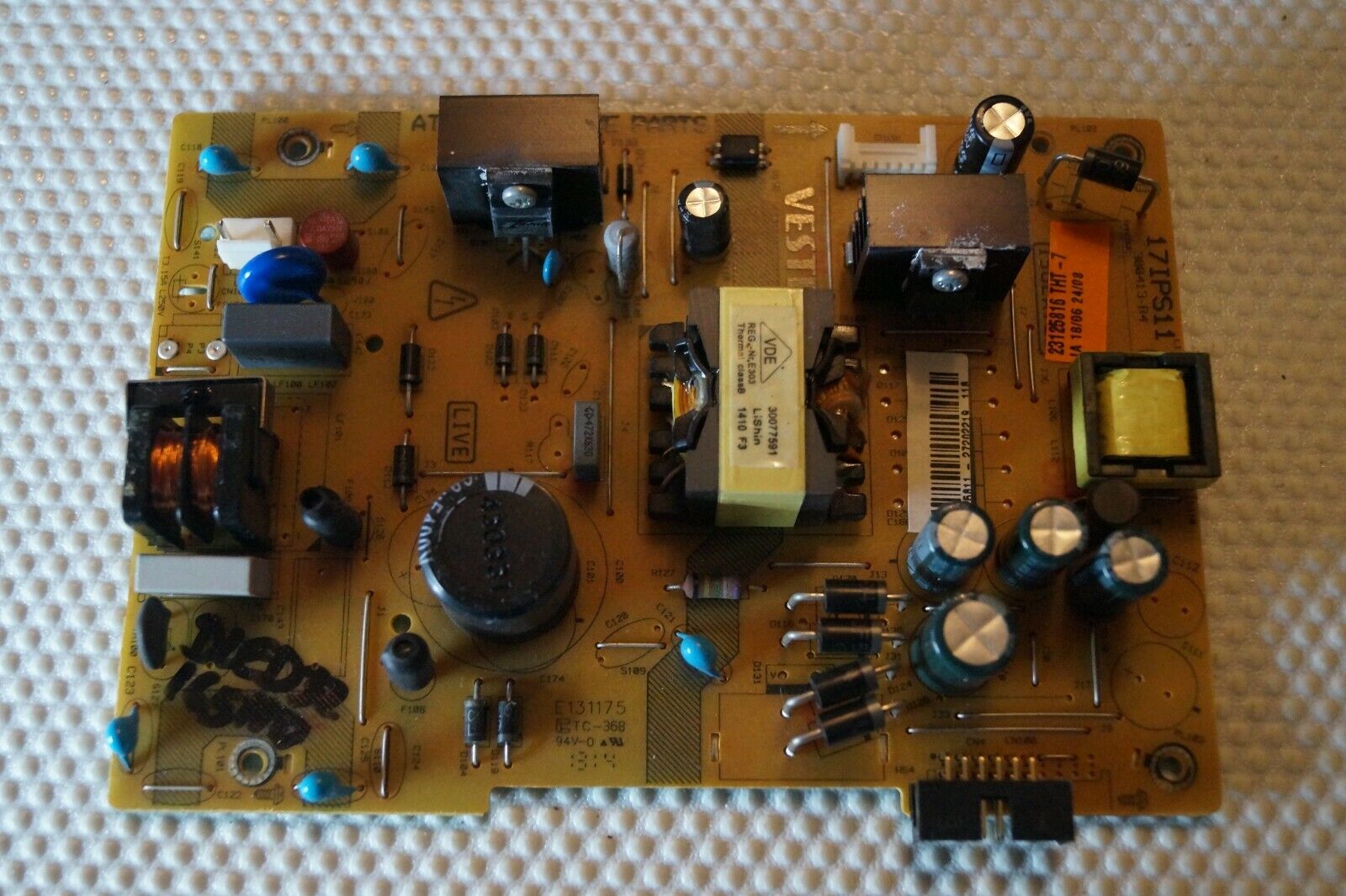 PSU POWER SUPPLY BOARD 17IPS11 27202219 FOR 32″ DIGIHOME DLED32125HD TV