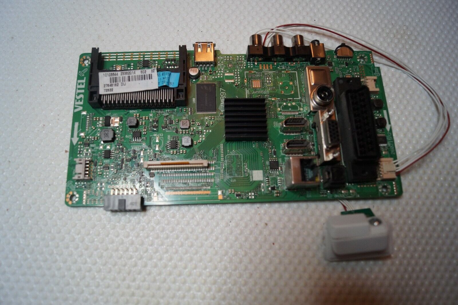 MAIN BOARD 17MB97 23362014 FOR BUSH DLED32265HDDVDW LED TV, VES315WNDL-2D-N11