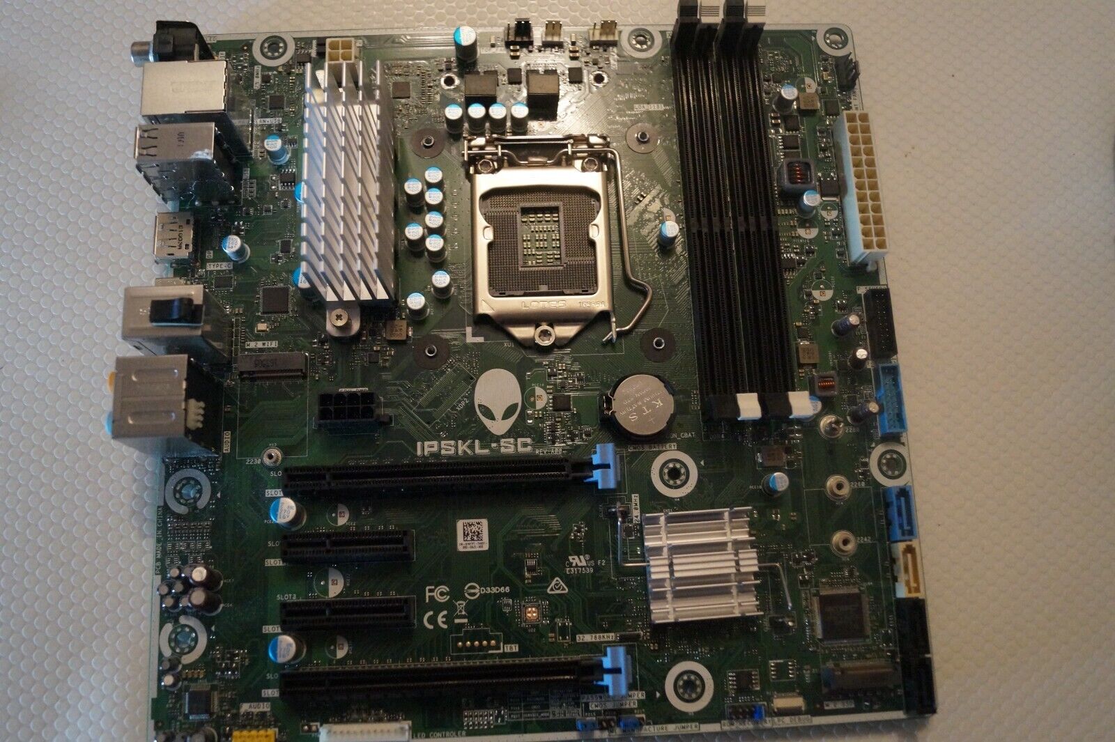 DELL Aurora R5 motherboard 01NYPT IPSKL-SC DDR4 64G DP M-ATX Tested OK ALIENWARE