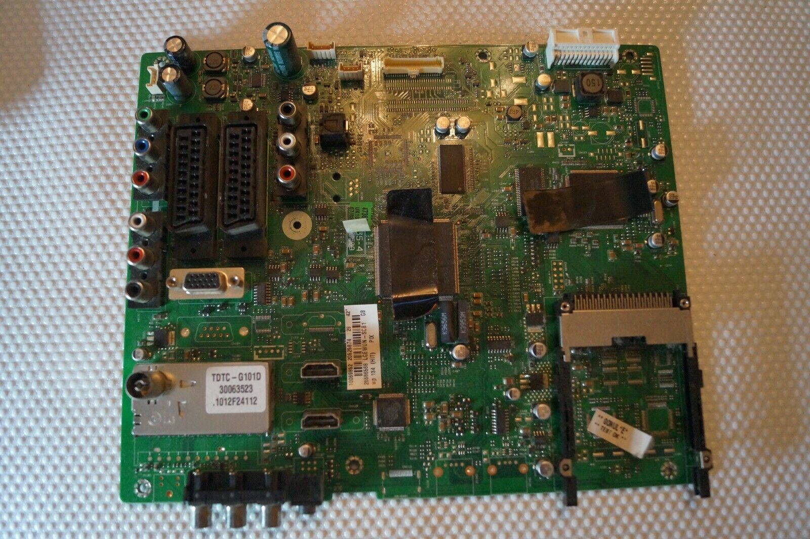 MAIN BOARD 17MB35-4 20525874 FOR 42″ HITACHI L42VC04U A J SCREEN LC420WUN SC B1