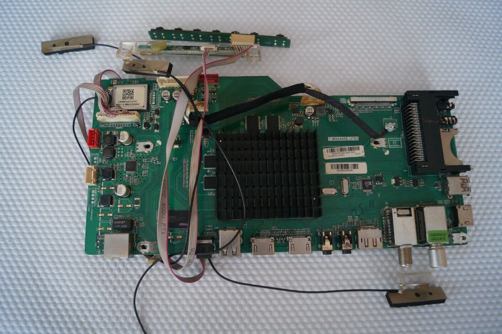 MAIN BOARD T.MS6488E.U703 FOR 43″ SHARP LC-43CUG8462KS TV, SCREEN: LC430EQY-SHM1