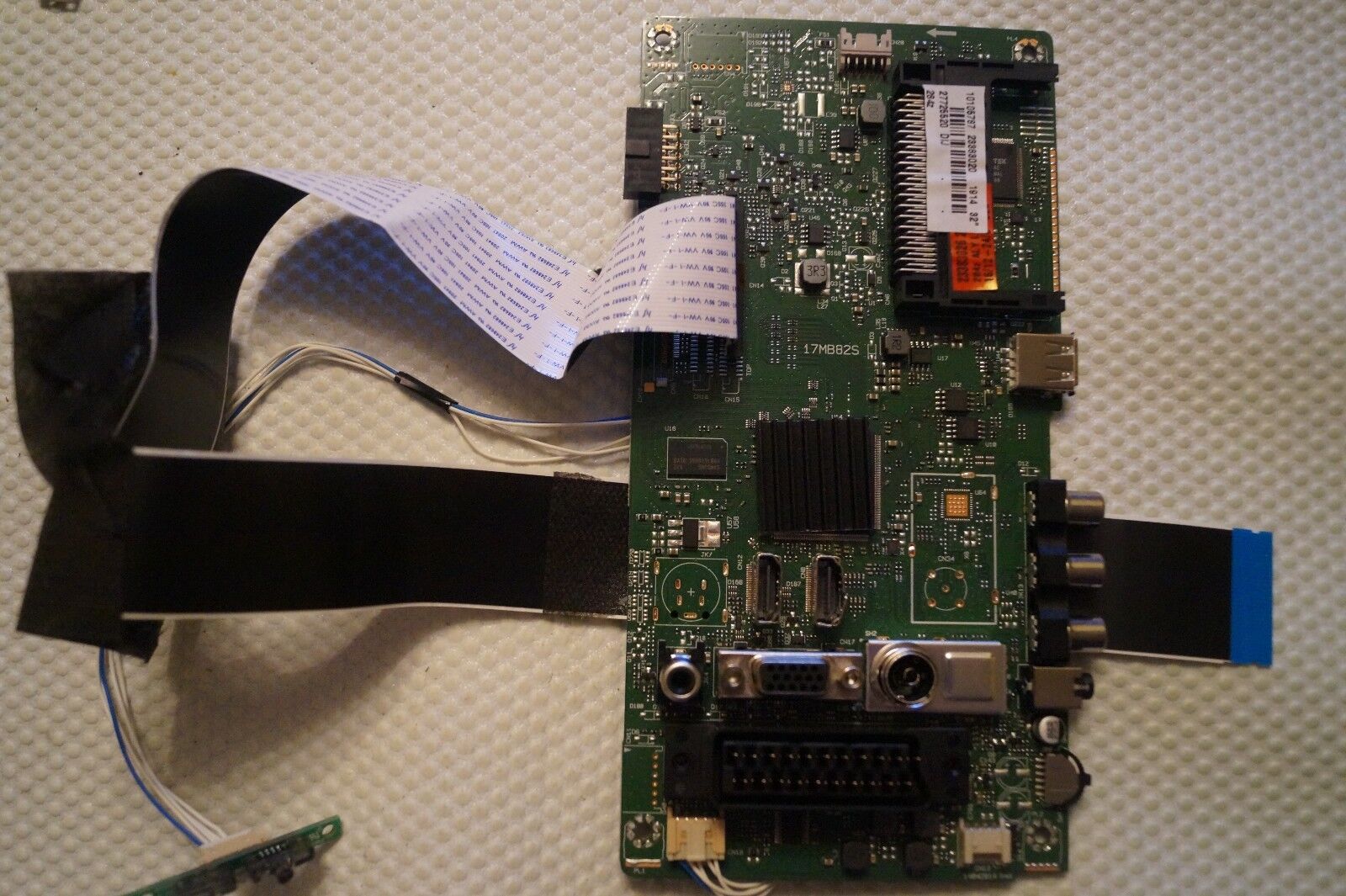 MAIN BOARD 17MB82S 23383020 FOR 32″ TOSHIBA 32D1633DB TV, VES315WNDS-2D-N13