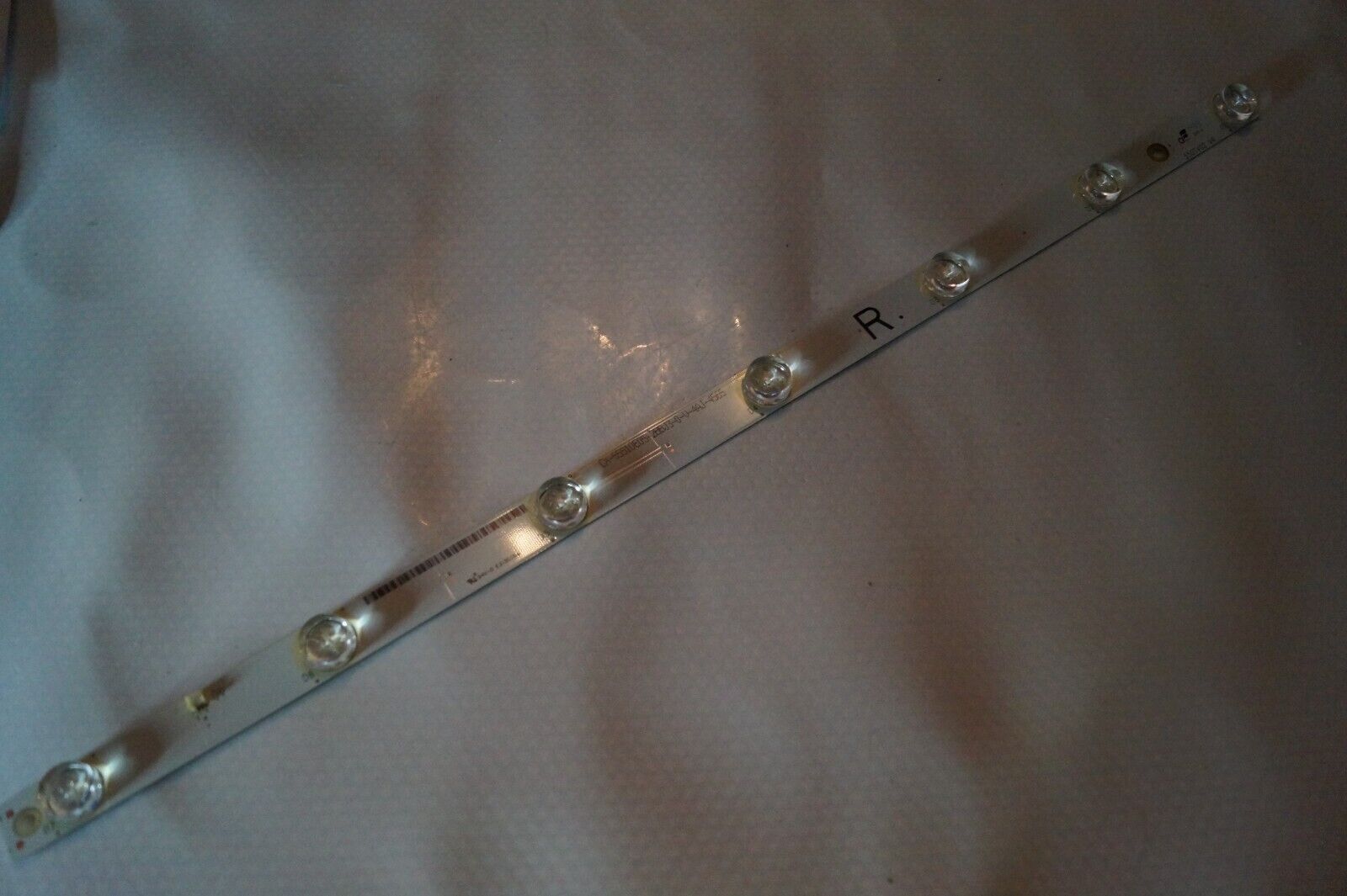 LED STRIP R TX-55AX630B FOR 55″ PANASONIC LED TV 550TV02 V4 SCREEN: L5EDDYY0068