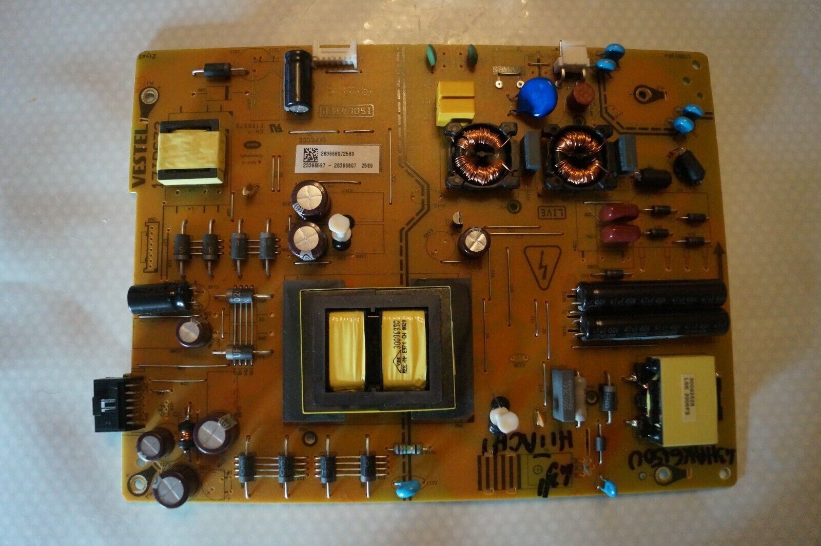 PSU POWER SUPPLY BOARD 17IPS72 23396597 FOR 43″ LUXOR LUX0143004/01 LED TV