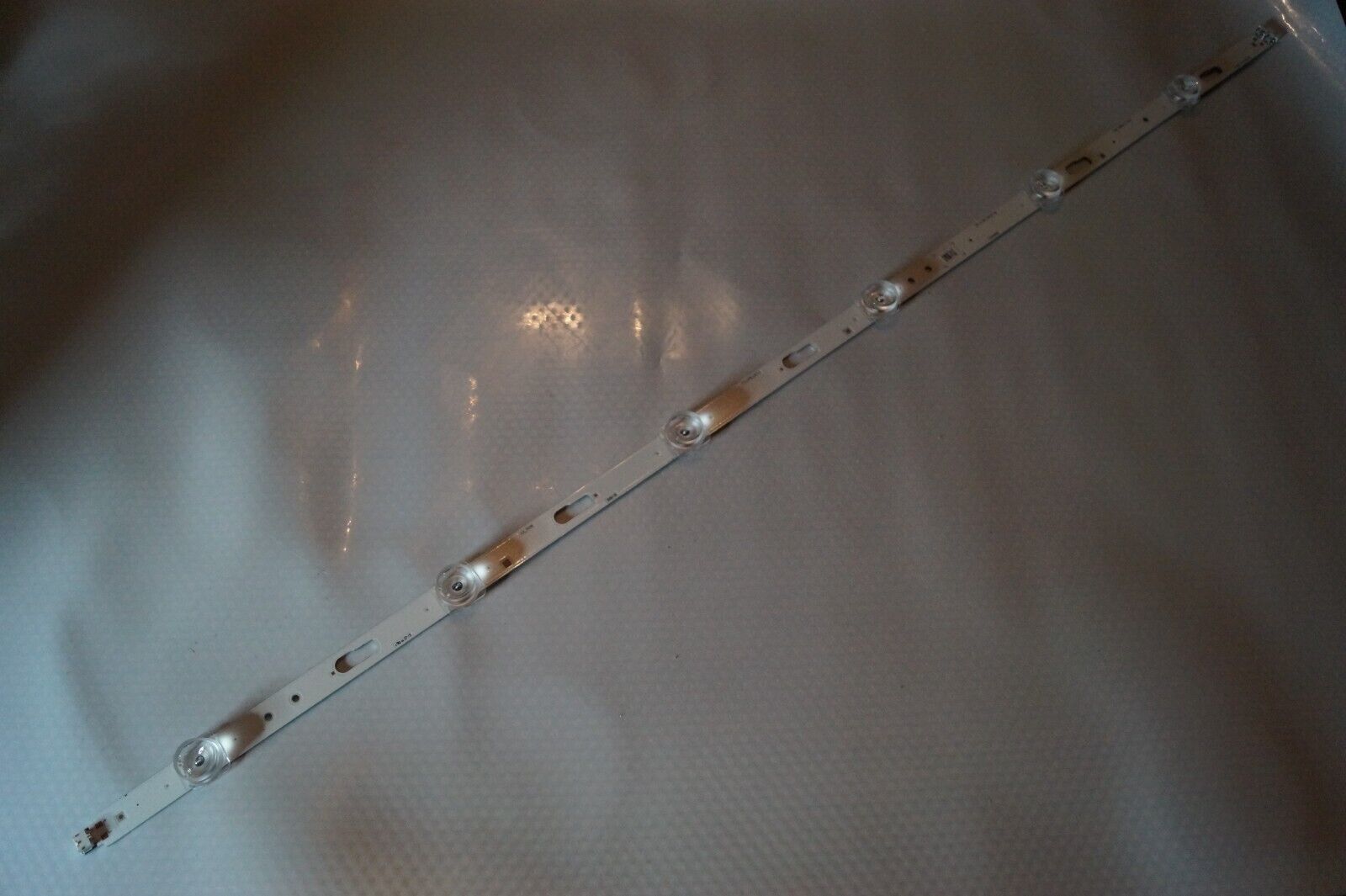 LED STRIP LM41-00893A / 911A SAMSUNG UE65TU7020K UE65TU7100K TV, CY-GT065HGHV3H