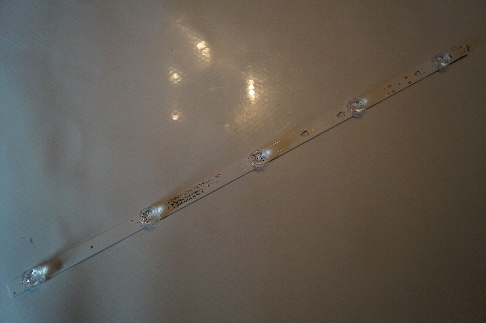 LED STRIP LT-50CA890d FOR 50″ JVC TV 30349005214D SCREEN NR V500DJ7-QE1 GENUINE