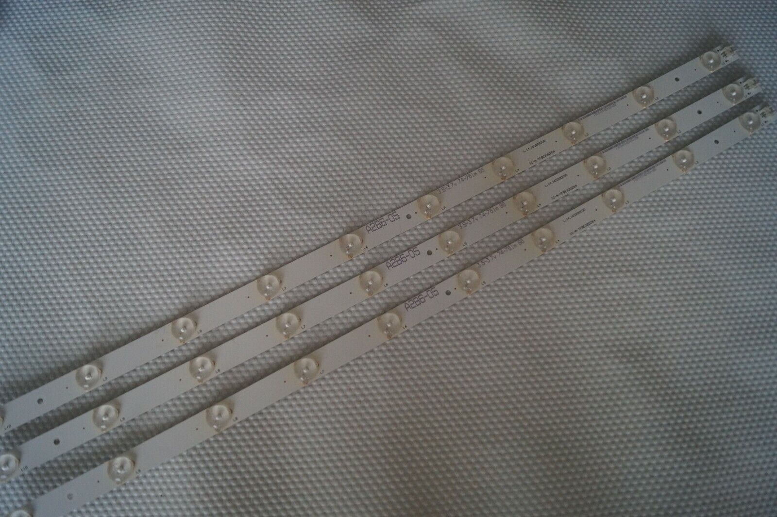 LED STRIPS SET A286-05 IC-A-TFBE320254 FOR SEIKI SE32HY01UK TV, T320B6-P01-DY6