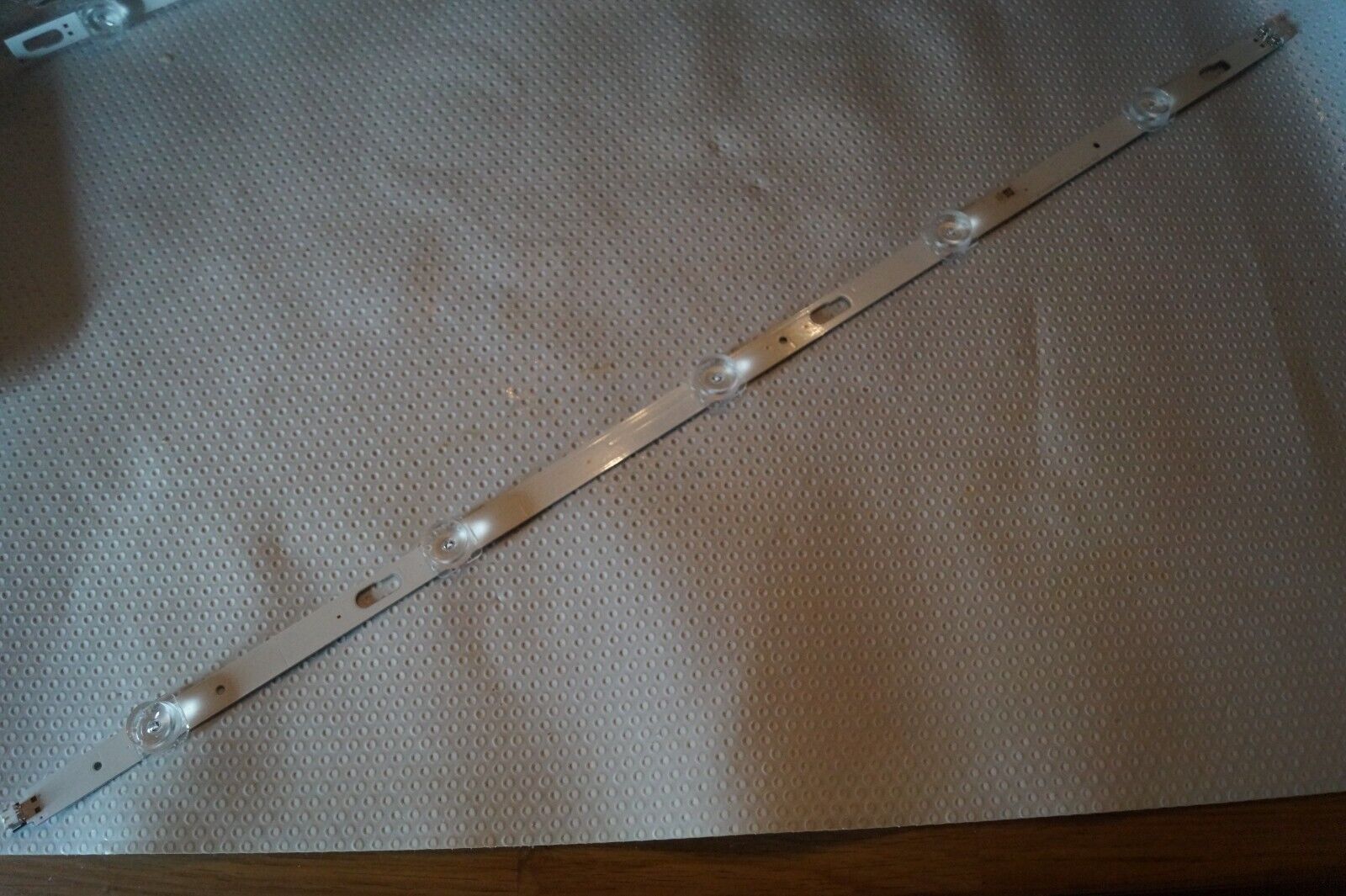 LED STRIP V0T7-550SMA-R0 FOR 55″ SAMSUNG UE55TU7100K TV, SCREEN: CY-GT055HGLV1H