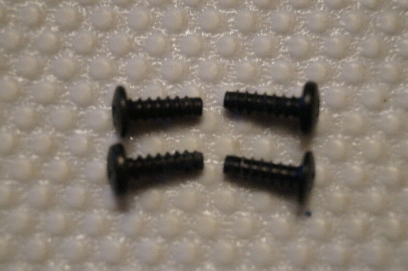 4x STAND FIXING SCREWS FOR SAMSUNG LE26B350F1W LE32B350F1W LE37C530 LE40C530 TV