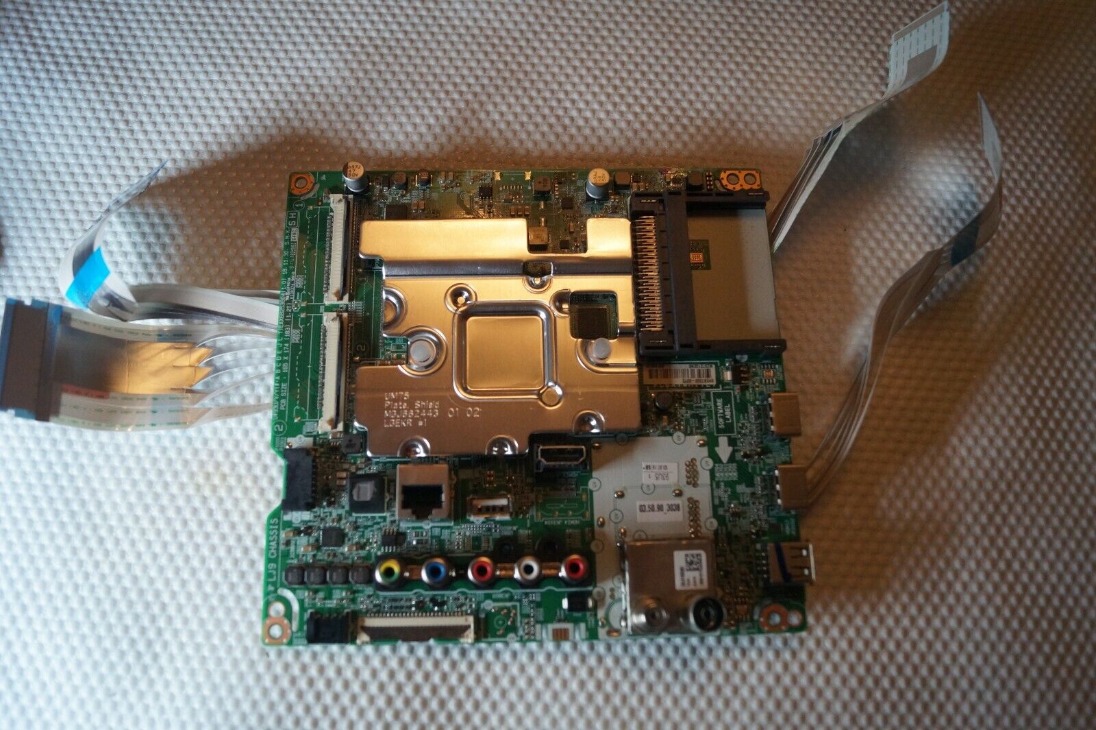 MAIN BOARD EAX68253604(1.0) EBT66194233 LG 49UM7400PLB TV HC490DGG-ABWL7-A19C