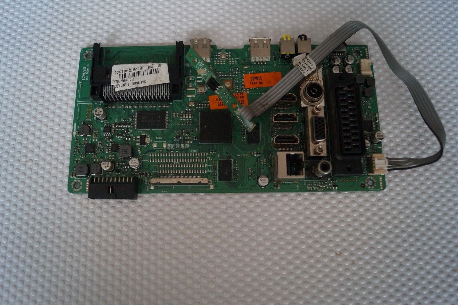 MAIN BOARD 17MB95 23151918 FOR 40″ FINLUX 40F8073-T , VES400UNES-04