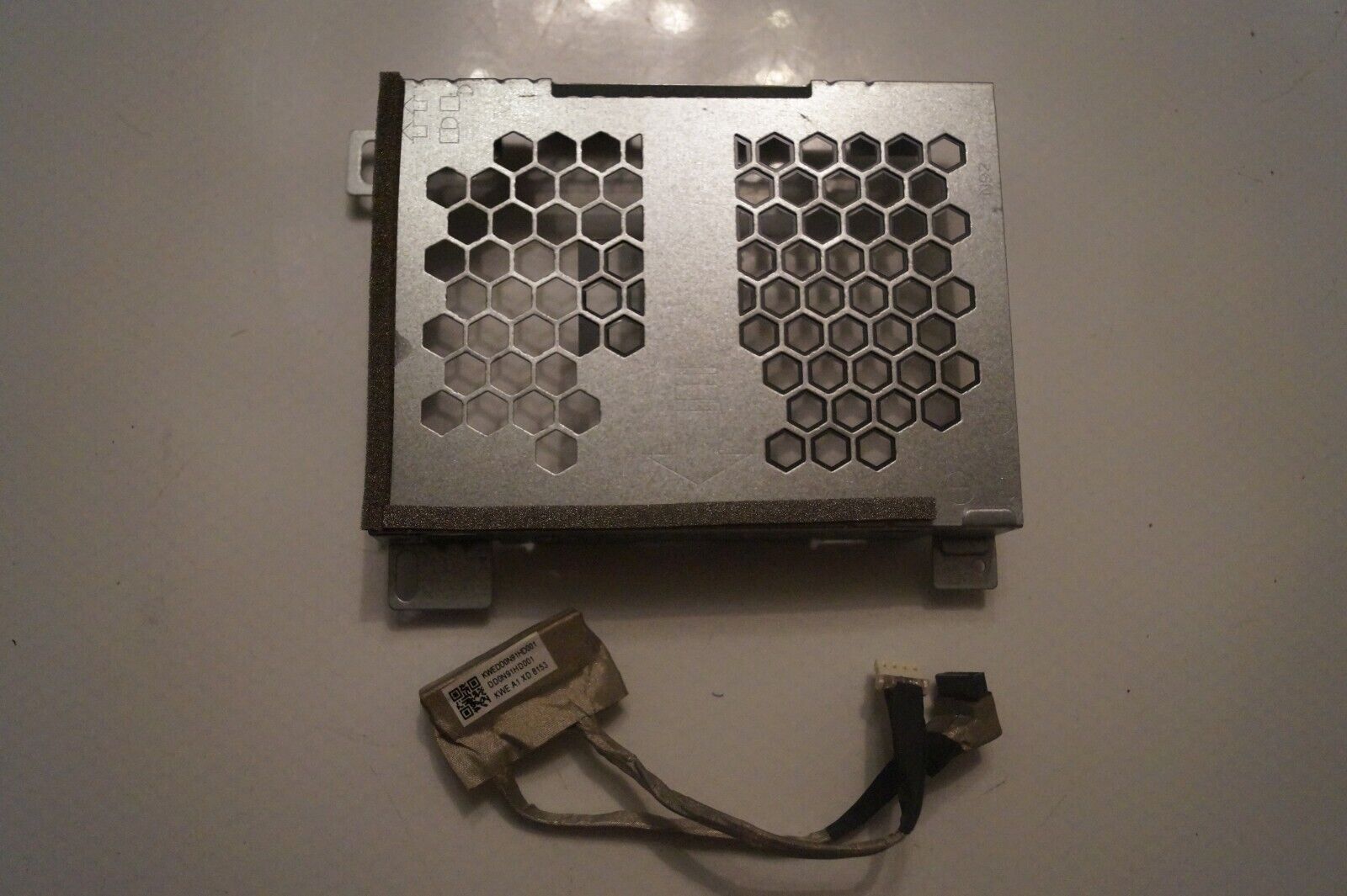 HP 22-b060na AiO PC hdd caddy & sata cables DD0N91HD001 GENUINE