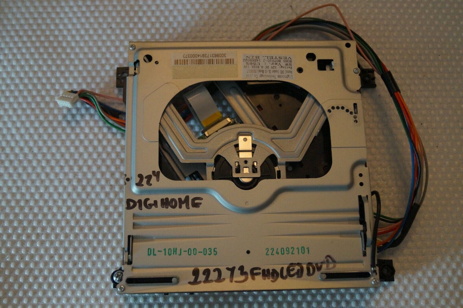 DVD MECHANISM DL-10HJ-00-035 FOR 22″ DIGIHOME 22273FHDLEDDVD COMBO TV