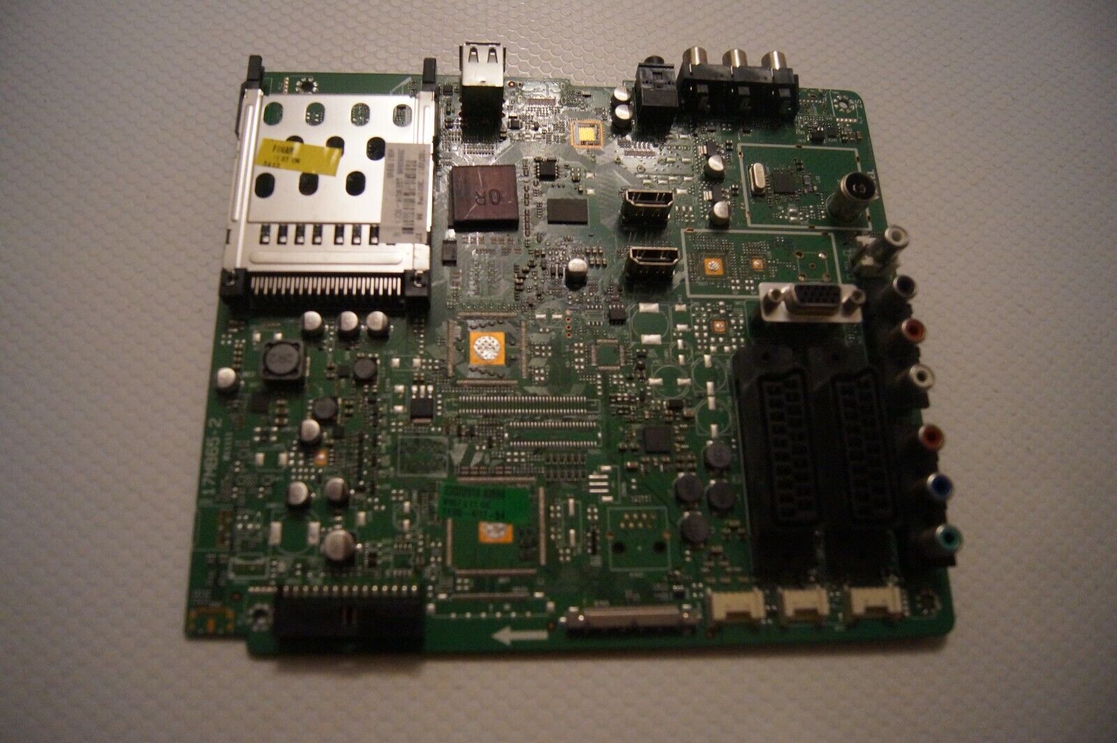 MAIN BOARD 17MB65-2 23031794 FOR 32″ WALKER WP3761R