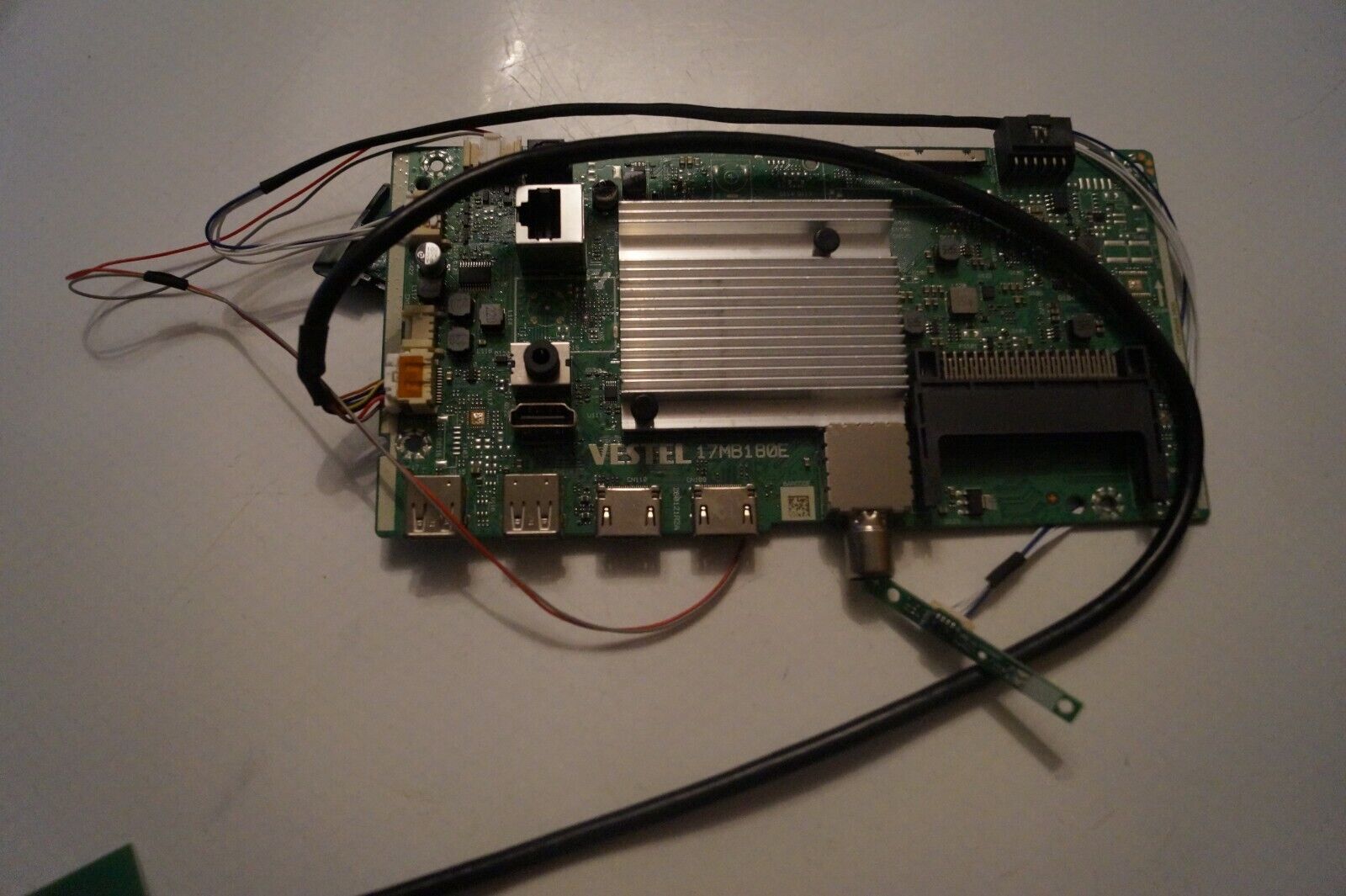 MAIN BOARD 17MB180E 23874719 FOR 43″ TOSHIBA 43UF3D53DB , VES480QNDH-N2-N41